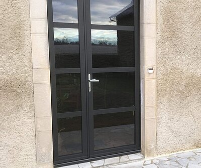 PORTE ALUMINIUM GRISE