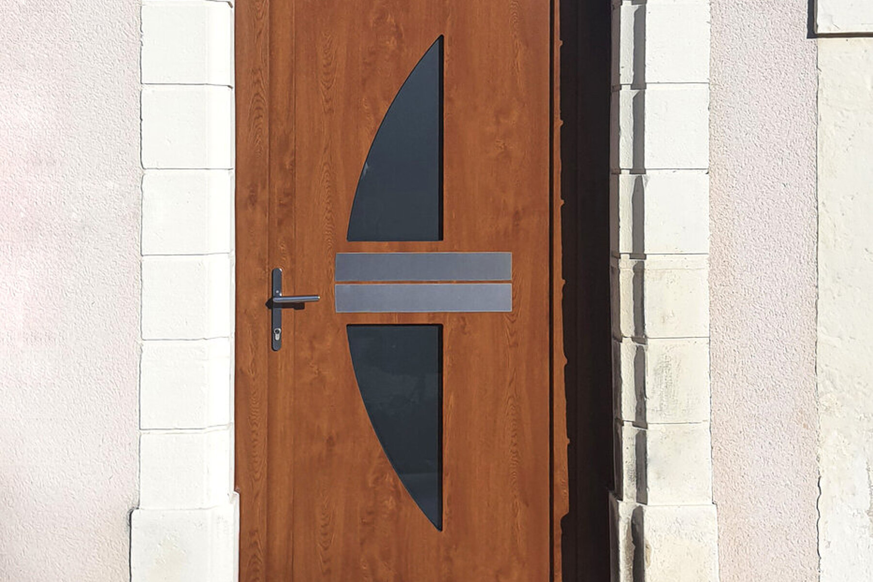 Vignette Porte d'entrée PVC Contemporaine ligne Vague