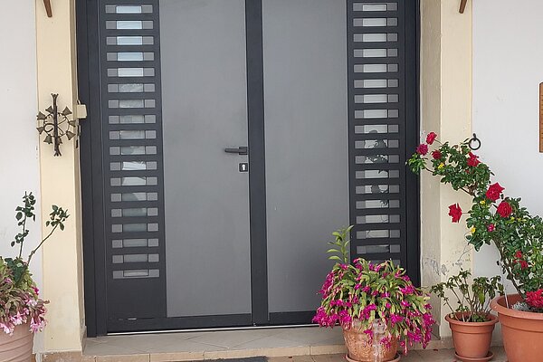 Quelles sont les garanties offertes sur les portes d'entrée ?