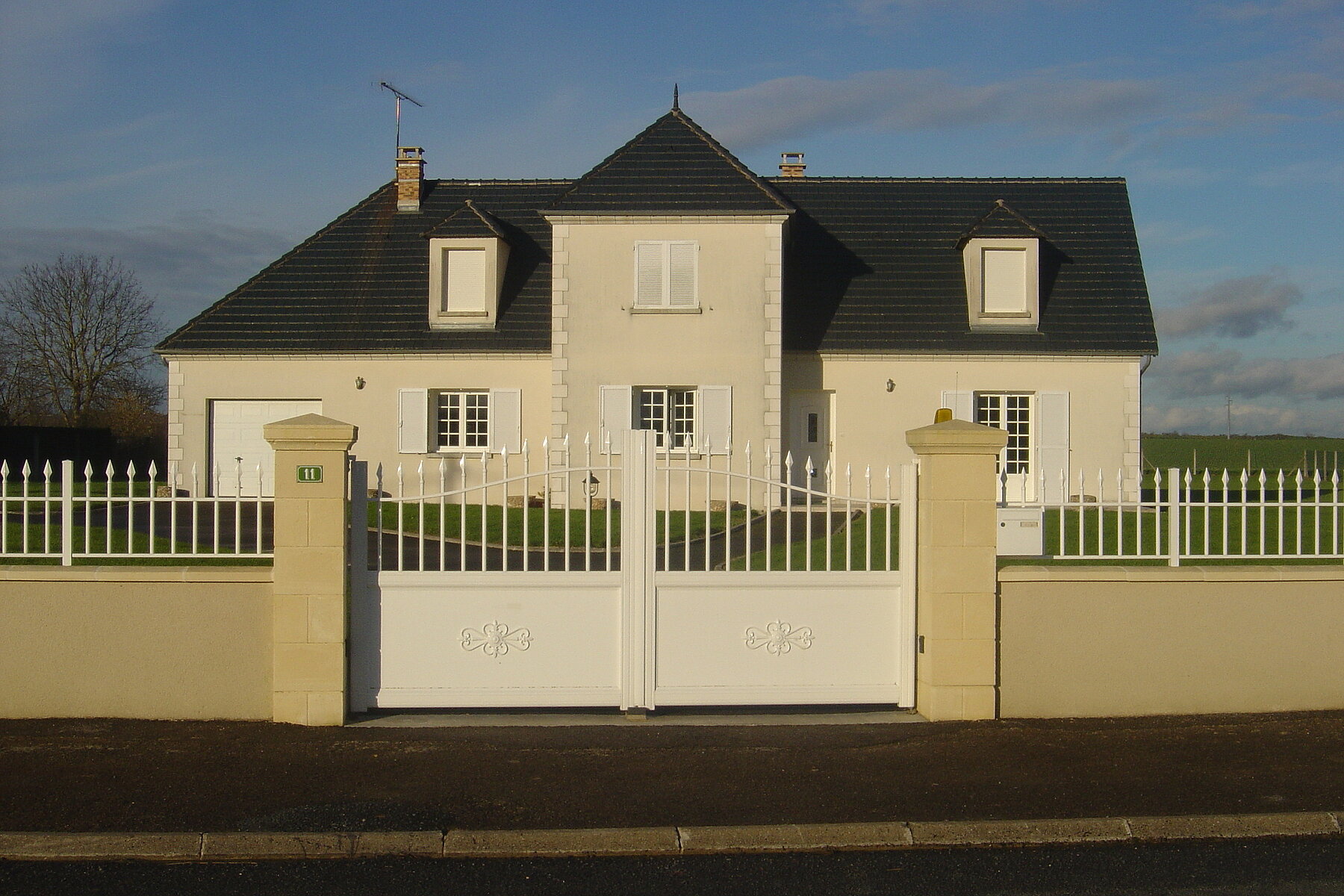 Vignette Portail Aluminium Rétro