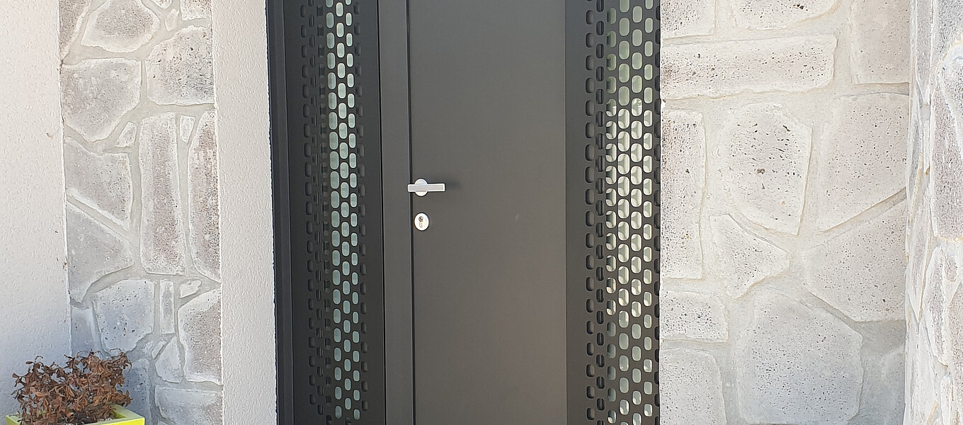 Quelles sont les réglementations en vigueur concernant les portes d'entrée ?