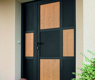 Porte d'entrée en aluminium