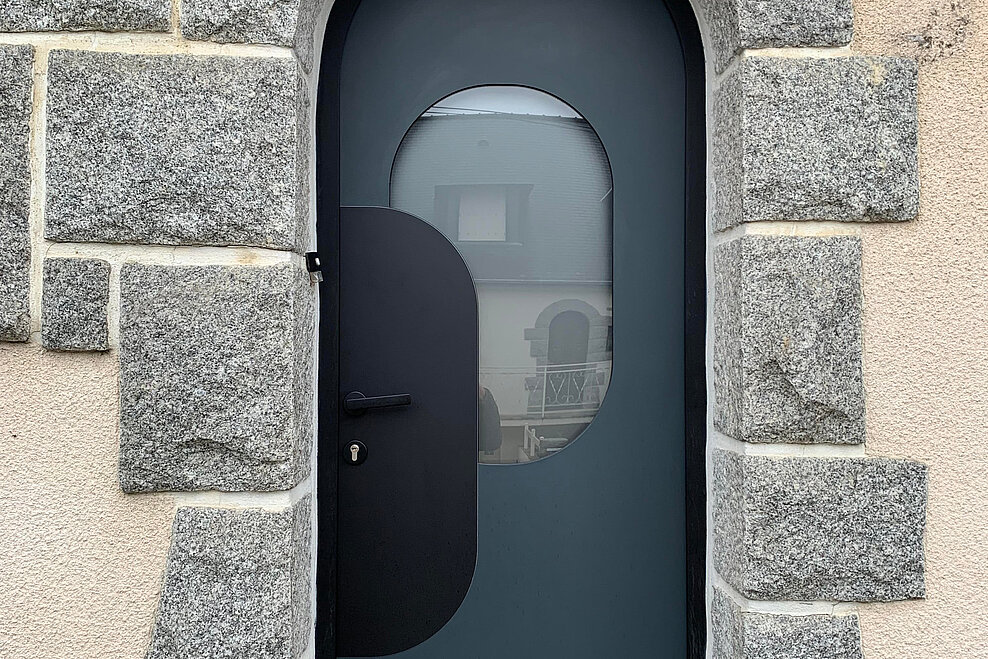 Porte d'entrée Aluminium Cadre Noir ligne Exclusivités